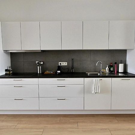 Rent A Flat - Bruxelles Apartment ภายนอก รูปภาพ