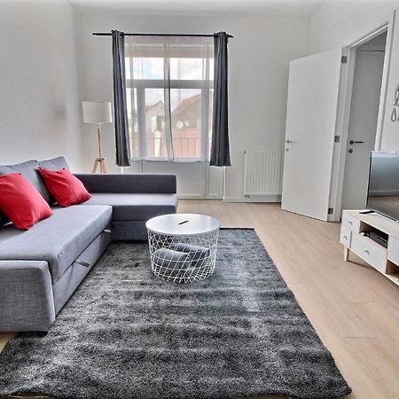 Rent A Flat - Bruxelles Apartment ภายนอก รูปภาพ